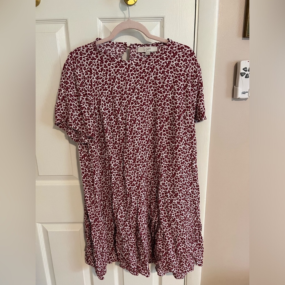 Loft short sleeves dress. Size 18 purple floral